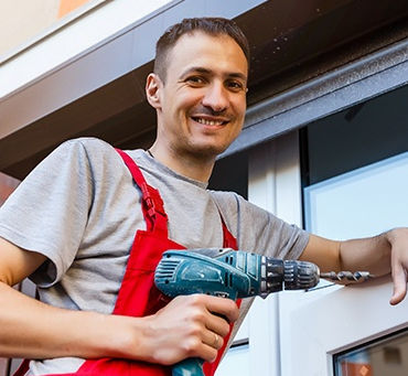 ⚙️ Comment Faire Descendre un Volet Roulant Bloqué en Quelques Étapes Faciles !