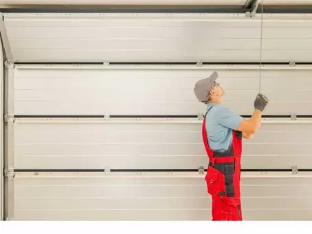 🛠️ Service de Dépannage de Rideaux de Fer à 📍 Bordeaux et en Gironde : Volet Roulant 33 à la Rescousse !