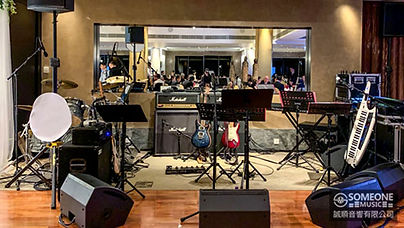 演唱會級Live Band專業流動器材租借及收音服務,DW Drum/Marshall Amp/Pearl Drum/Roland Keyboard, 高質舞台音響燈光影音Live製作,婚宴婚禮表演wedding show音樂會歌唱比賽樂器明星樂隊表演,音響燈光公司。