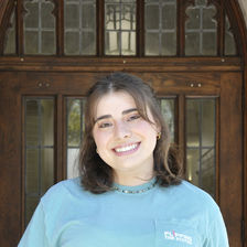 Headshot of Daniella Hoyos