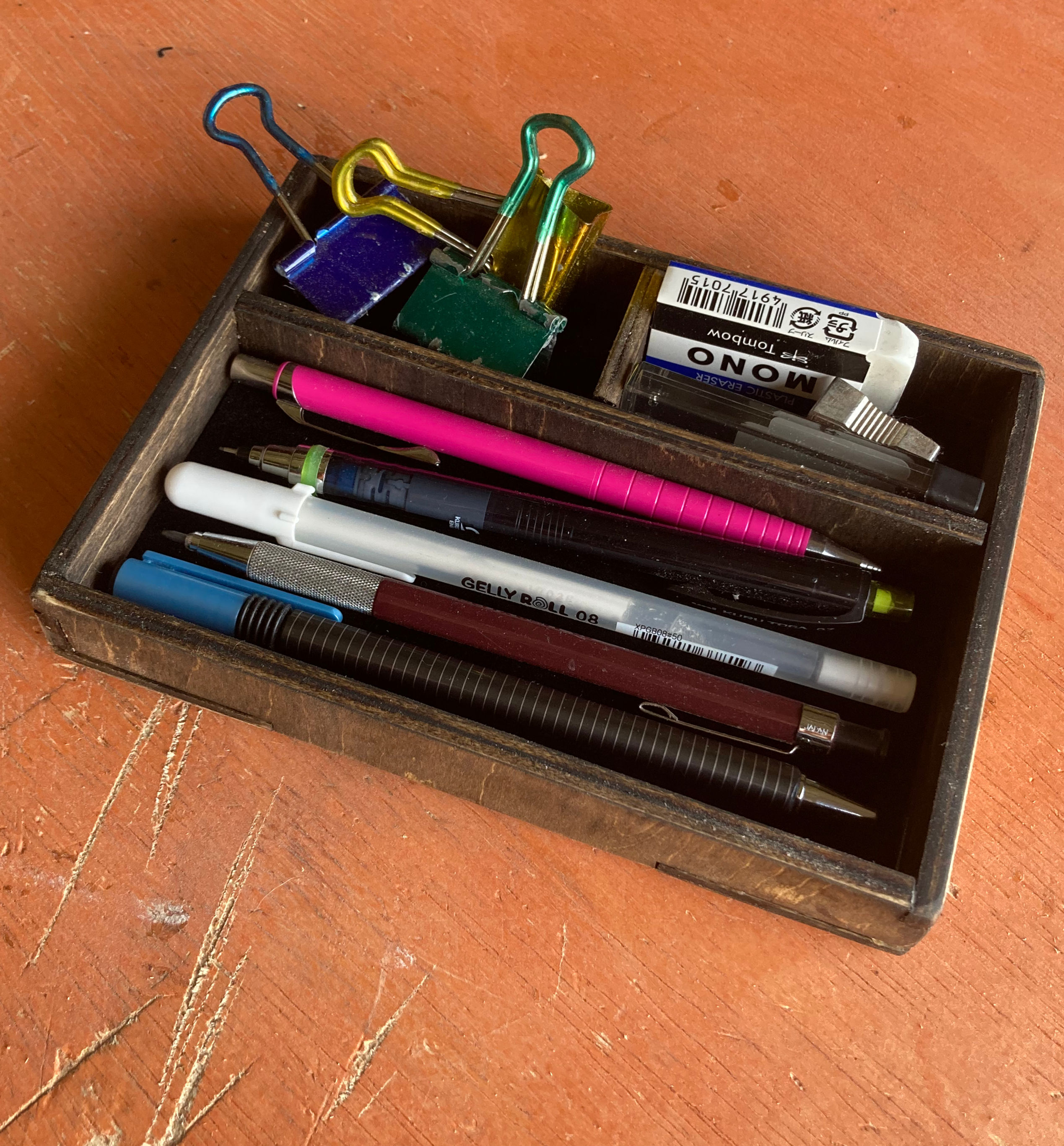 small desk tray