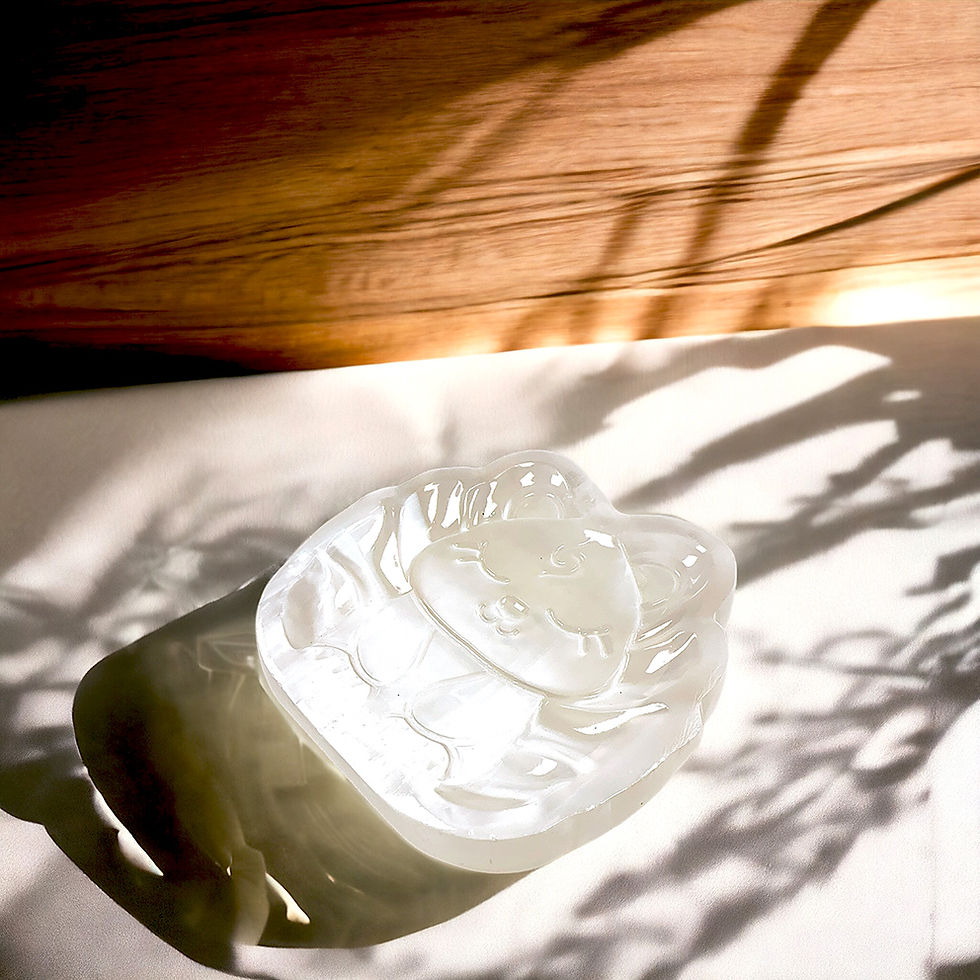 Thumbnail: Aura Foxy Selenite Dish