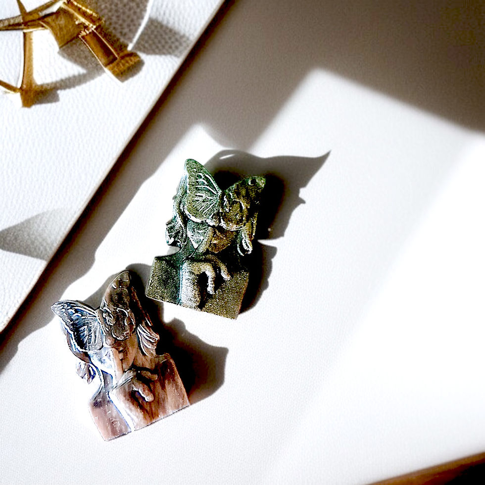 Thumbnail: Gossiper Feng Shui Charm