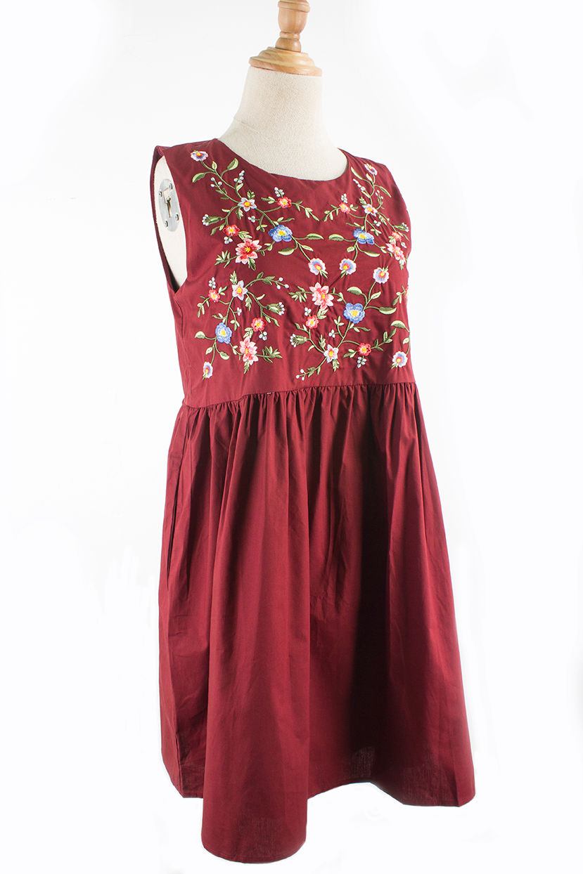 Thumbnail: Lotte Embroidered Dress Red