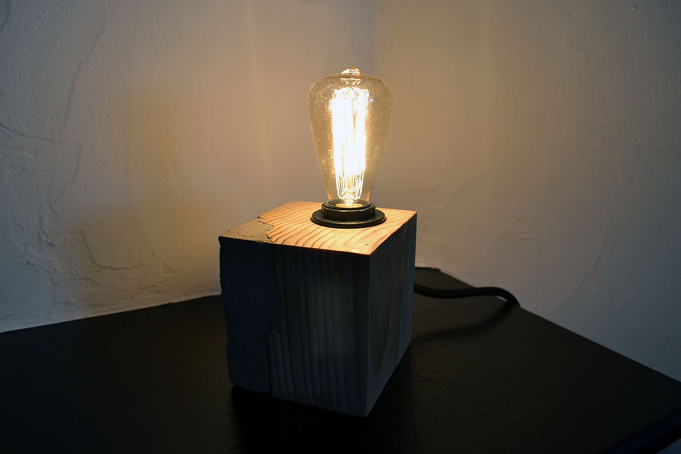 Lampe cube béton