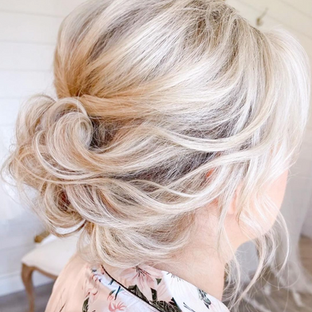 travelling makeup artist