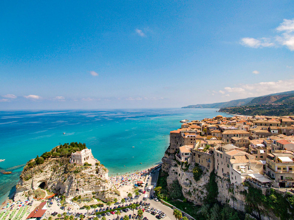 Tropea 1 B&W.jpg