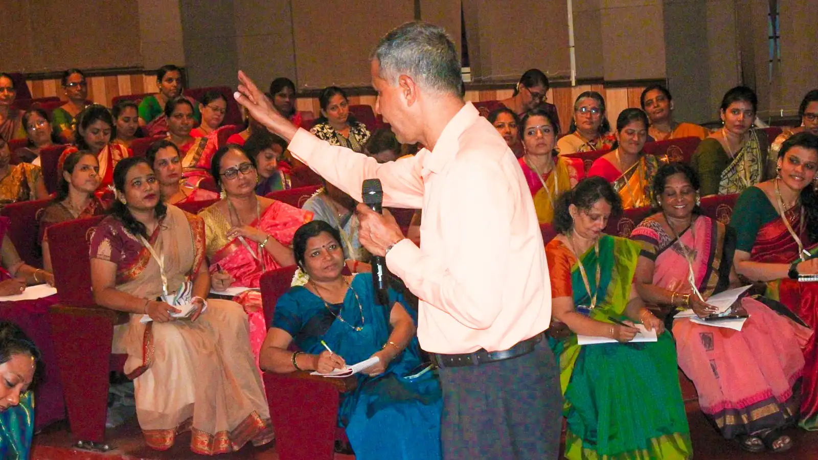 Teaching and learning process at Vidyodaya Public School Udupi