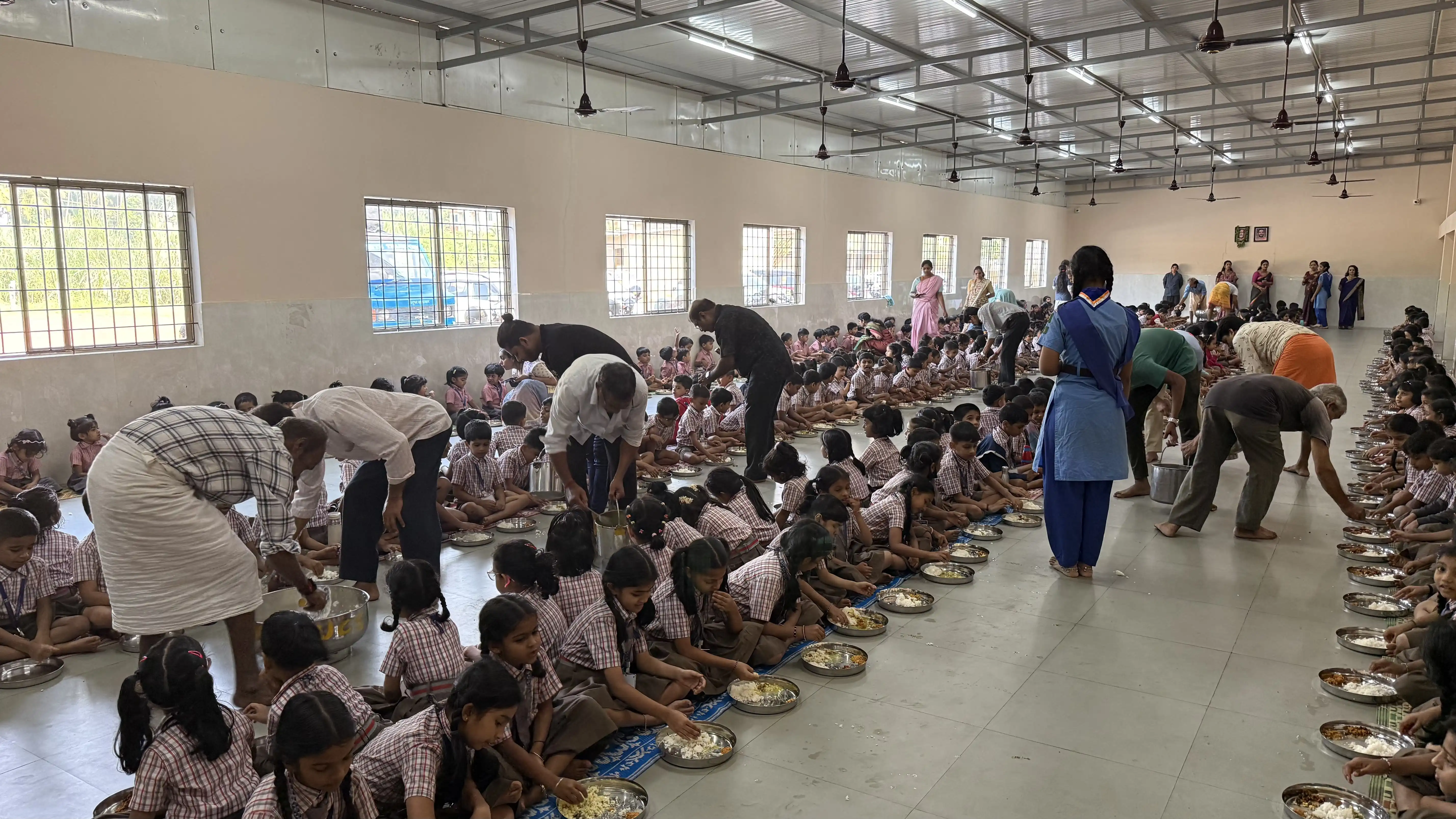 Prathah Smaraniya Sri Sri Vishwesha Theertha Swamiji Aradhana