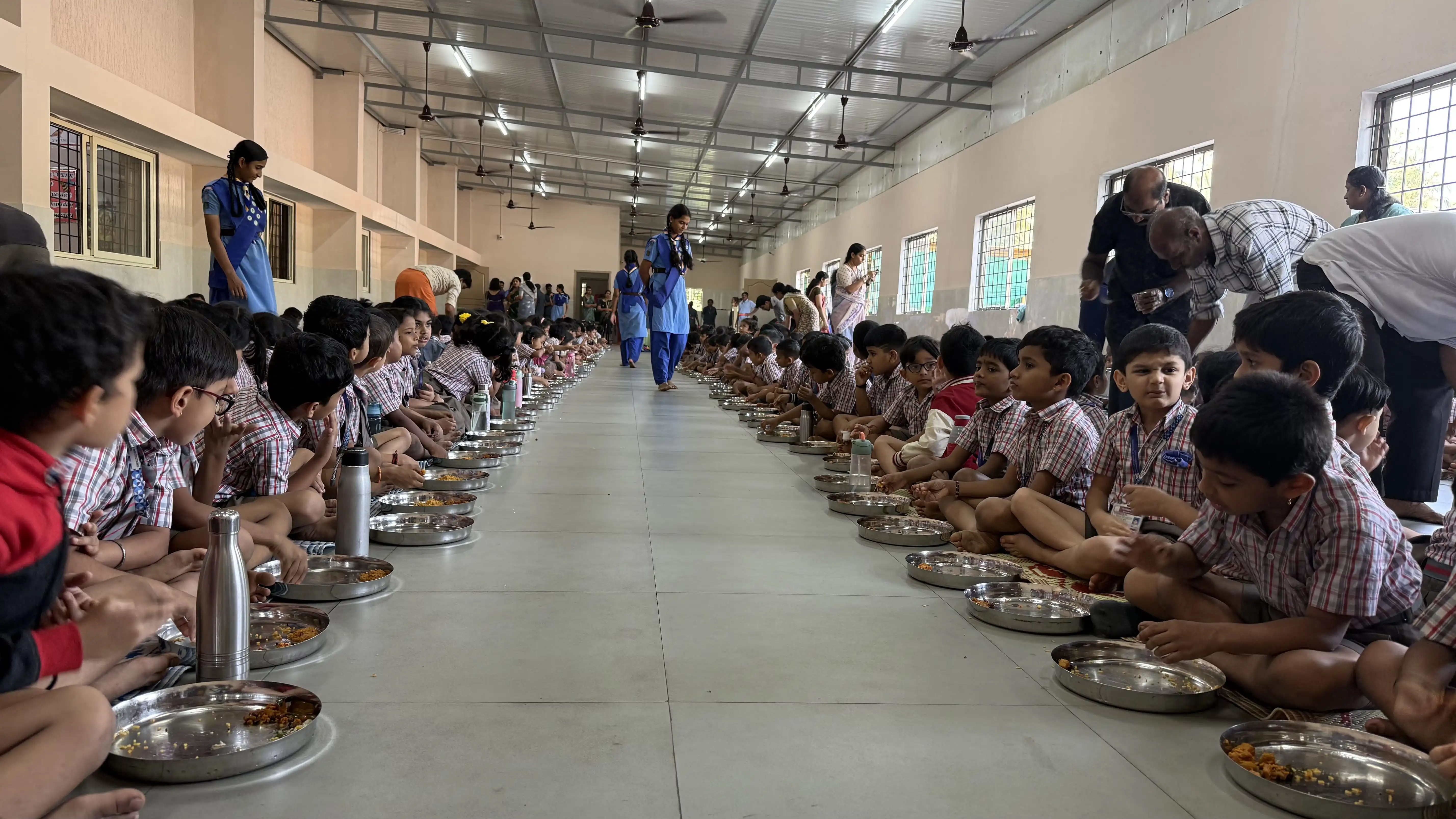 Prathah Smaraniya Sri Sri Vishwesha Theertha Swamiji Aradhana