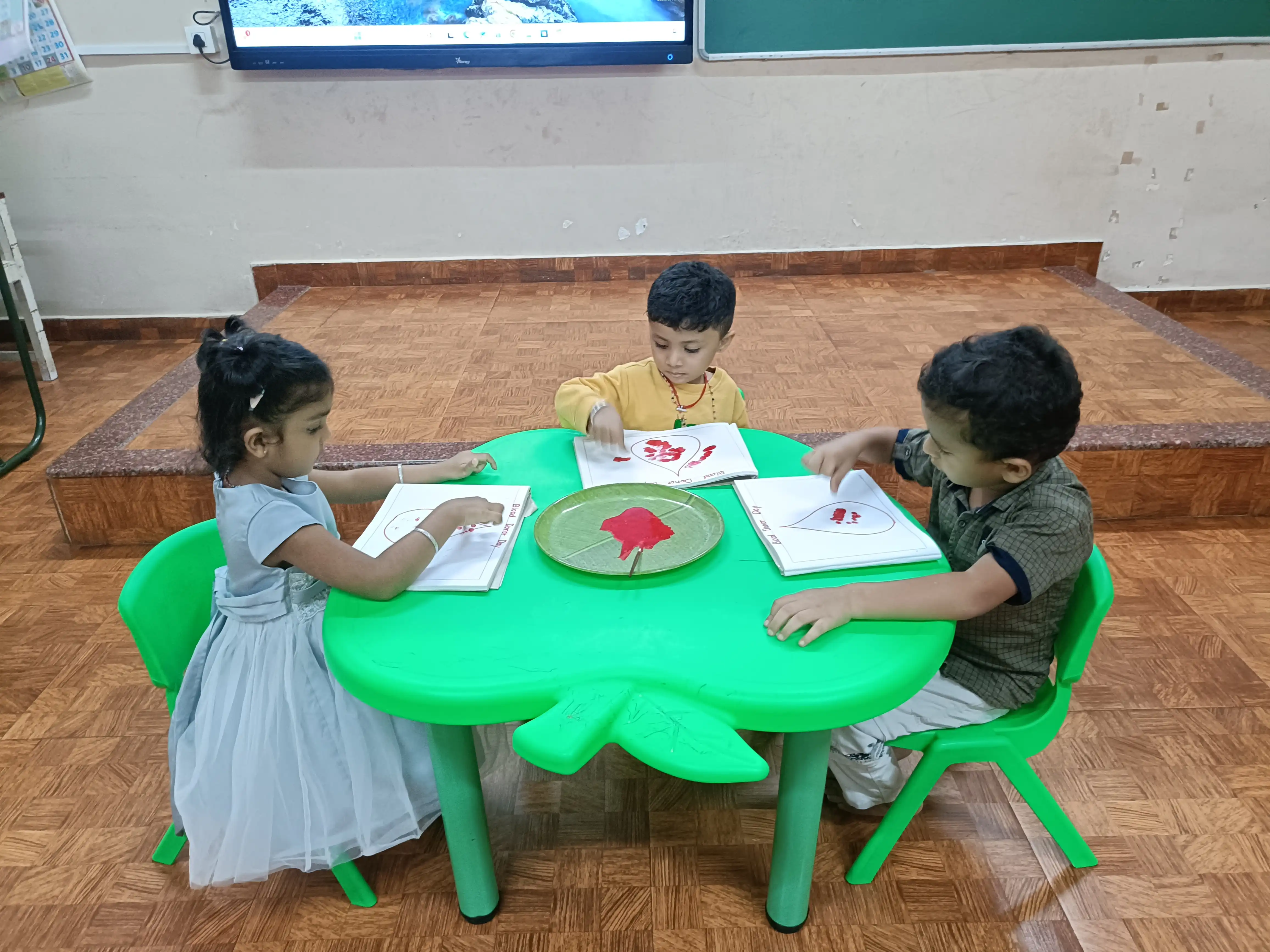 Vidyodaya Public School Pre-Primary students participating in World Blood Donor Day activity