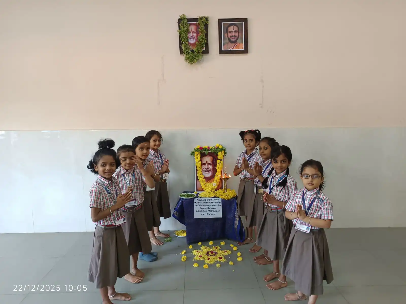 Aradhana of Sri Sri Vishwesha Theertha Swamiji at Vidyodaya Public School