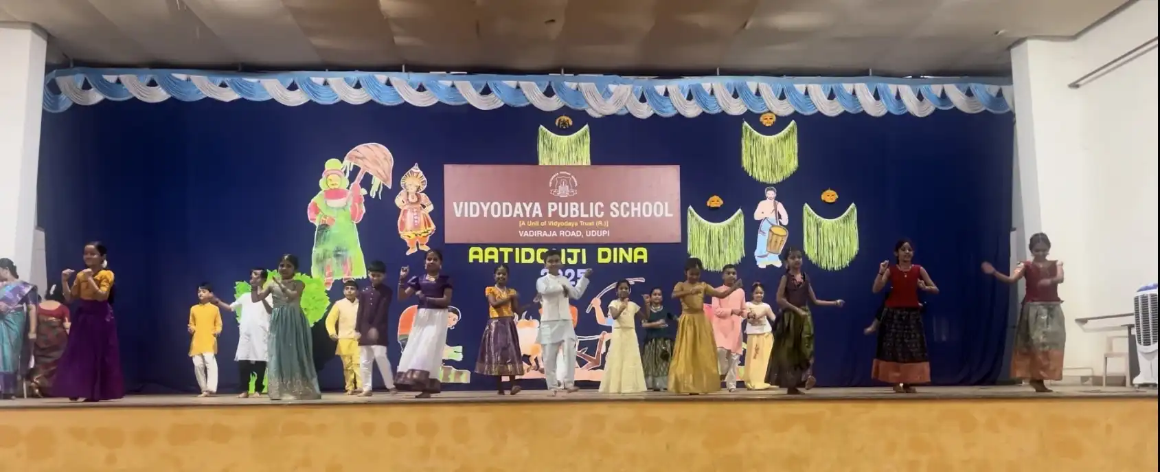 Vidyodaya Public School Udupi Celebrating Aatidonji Dina