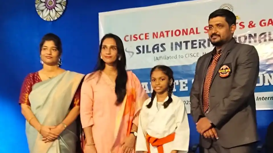 Vidyodaya Students Winning Karate Medals