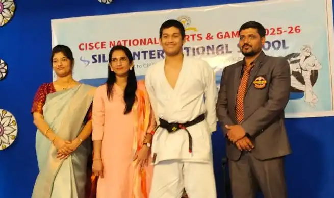 Vidyodaya Students Winning Karate Medals