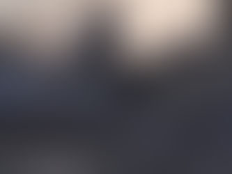 Обстрел села: воронка от снаряда размером с авто