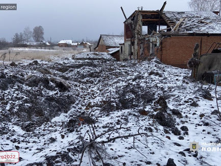 Russian shelling destroyed houses and offices in the village of Liptsi