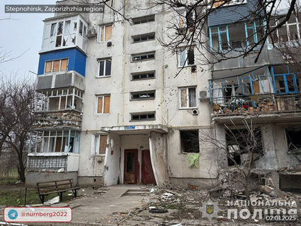 Оккупанты разрушили поселковый совет в Степногорске, под завалами погиб мужчина