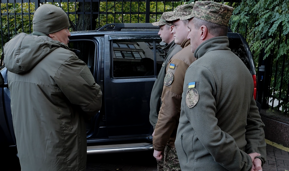 «Українська команда» передала позашляховик бійцям 25 бригади Нацгвардії