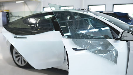 Toning av vinduene for Tesla Model 3 Oslo MantasWrap AS