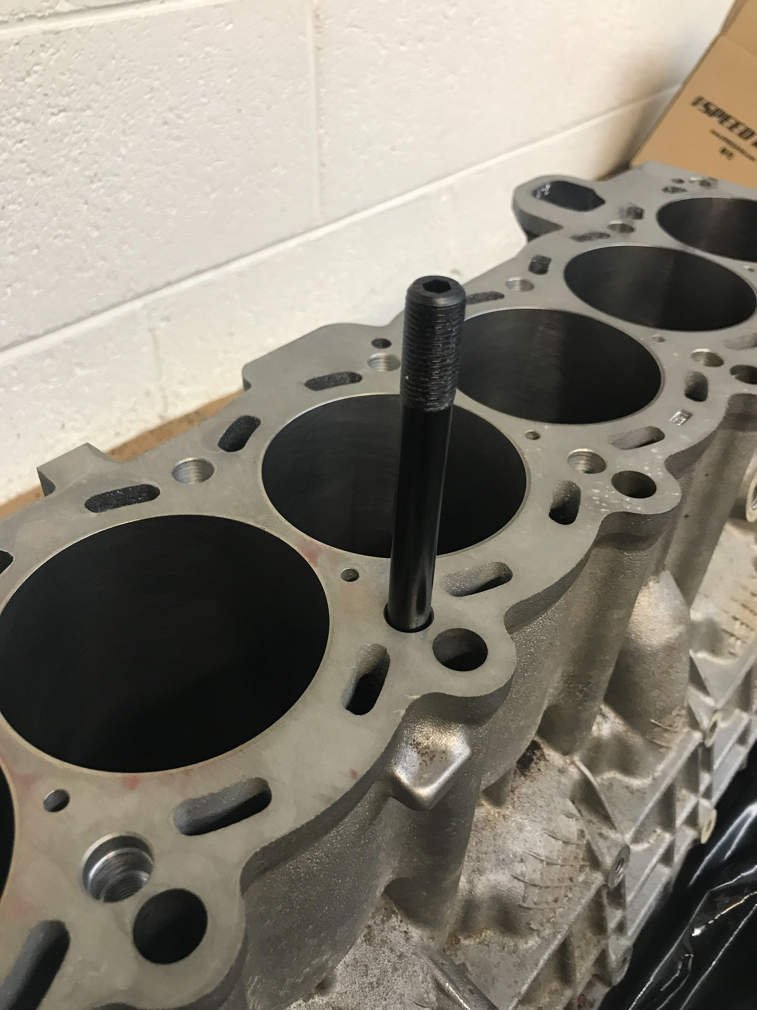 M5X 12mm Head Stud & Gasket Kit 