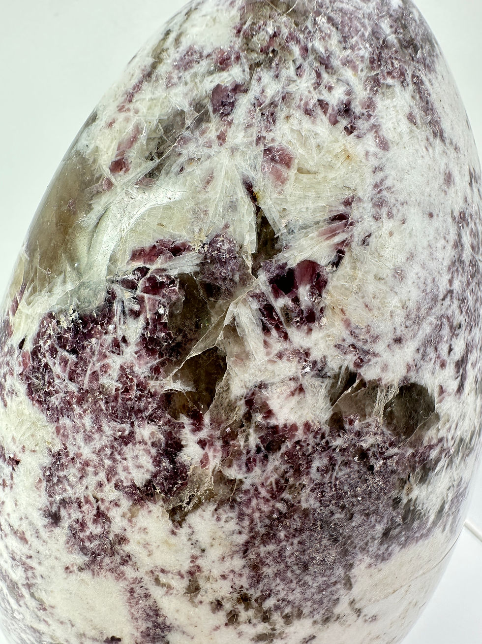 Thumbnail: Stunning Unicorn Stone  - 1.8kg
