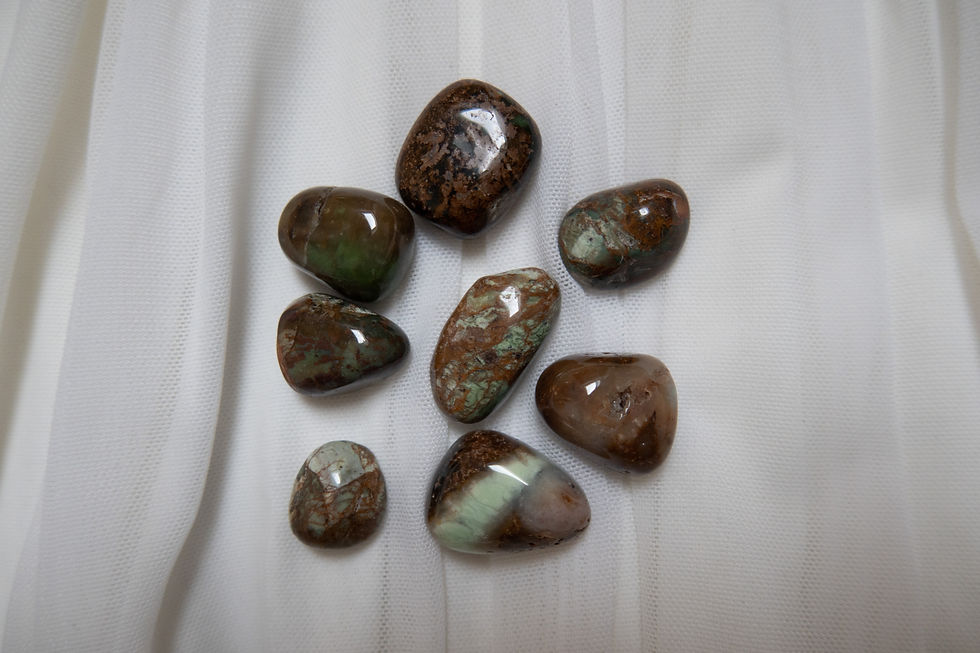 Chrysoprase avec matrice