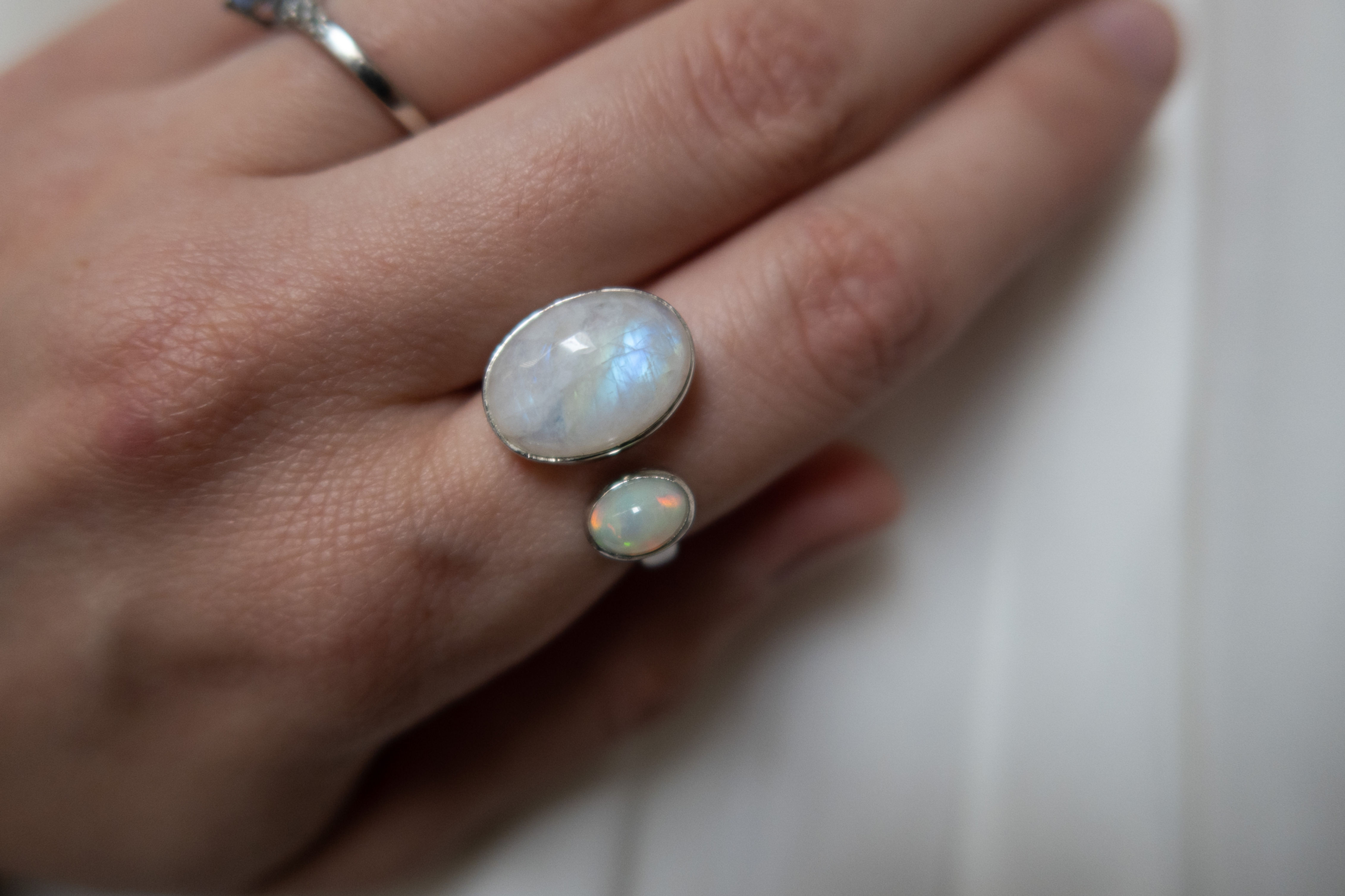 Bague réglable labradorite blanche & opale - Argent 925 rhodié