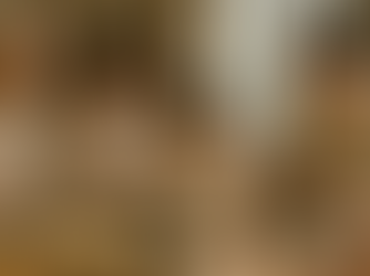 食卓を囲んで和食をたべる日本の家庭の写真