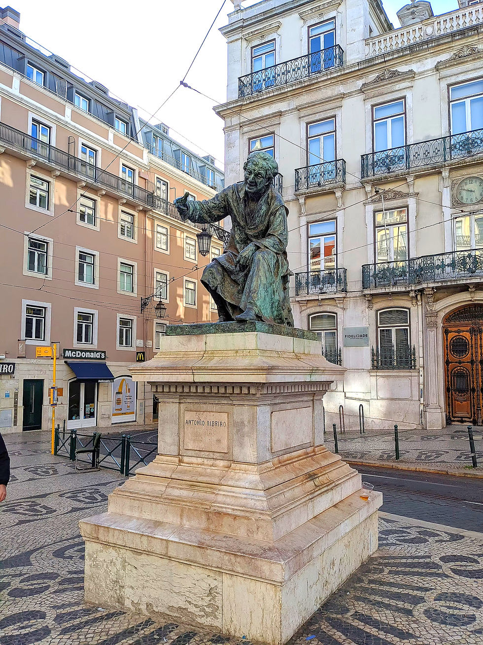 Statue of the poet António Ribeiro (1520-1591), nick-named "Chiado"