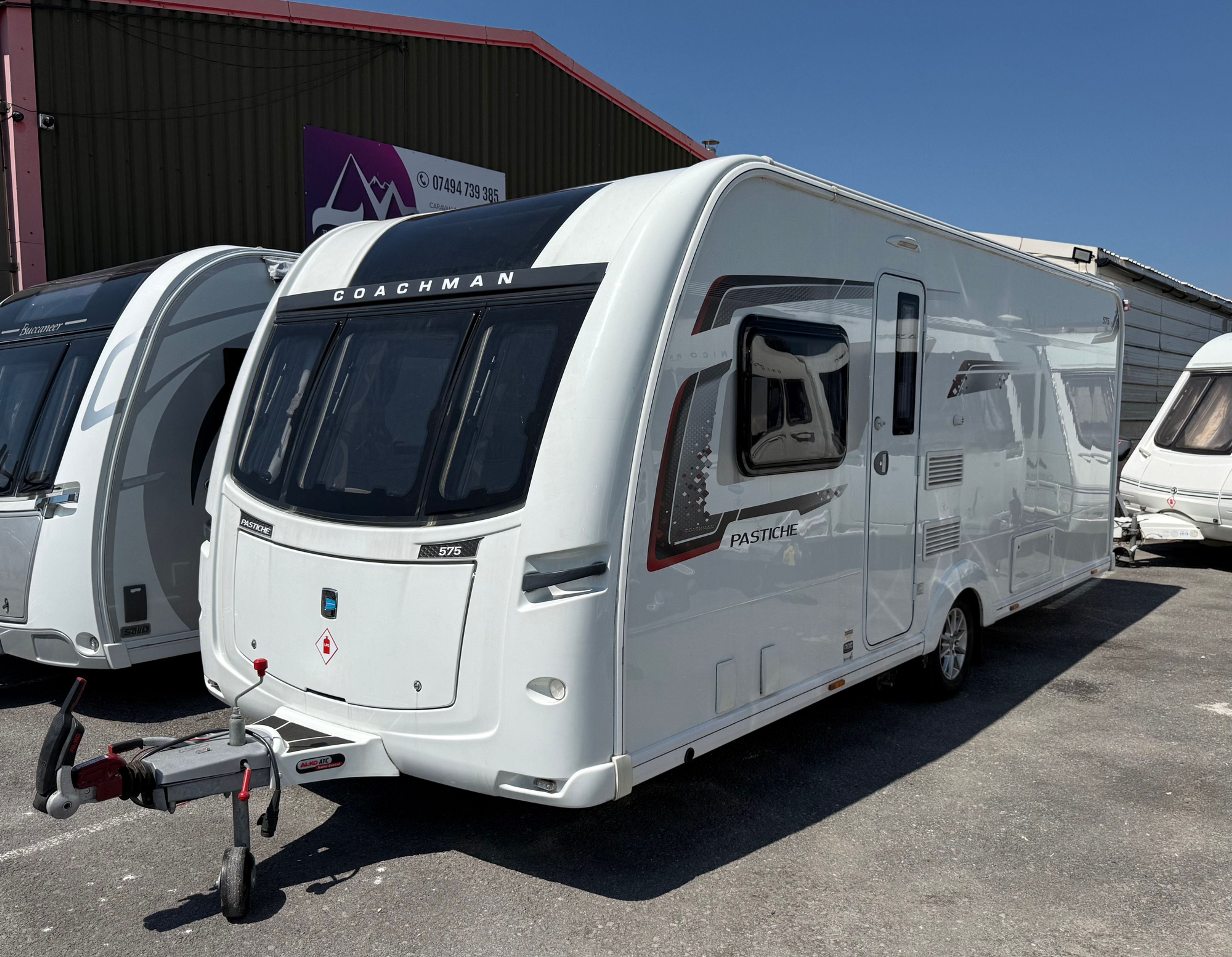 Coachman Pastiche 575 2017 - 4 Berth Island Bed Caravan - Motormover - Cris Clea