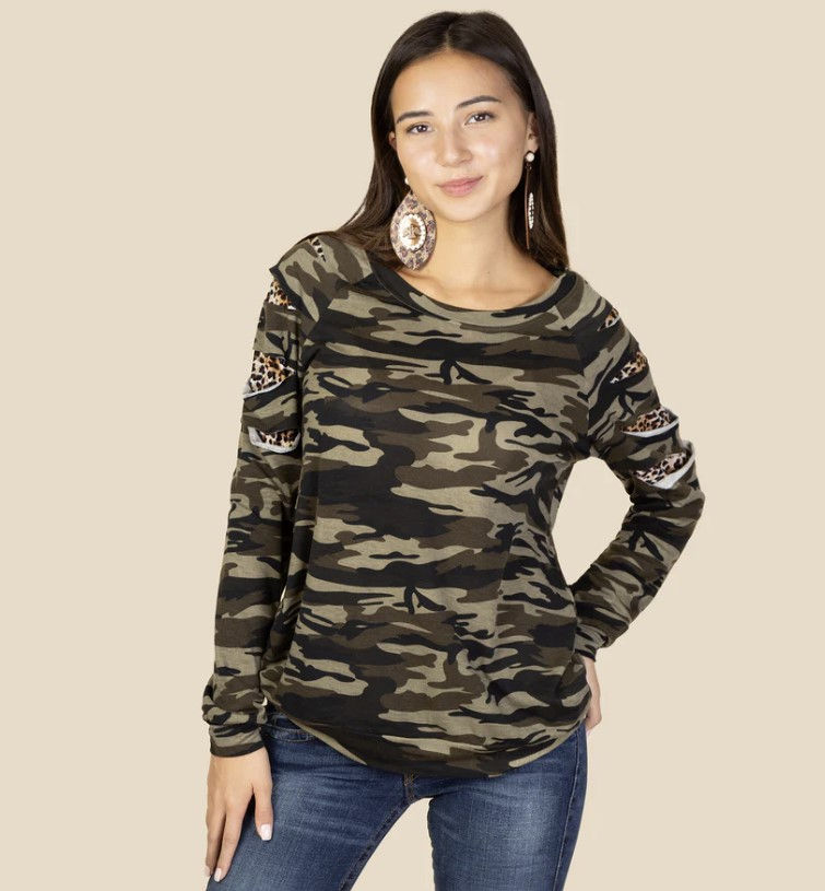 Camo print, cut sleeves top