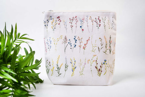 Kosmetyczka z dnem.jpg