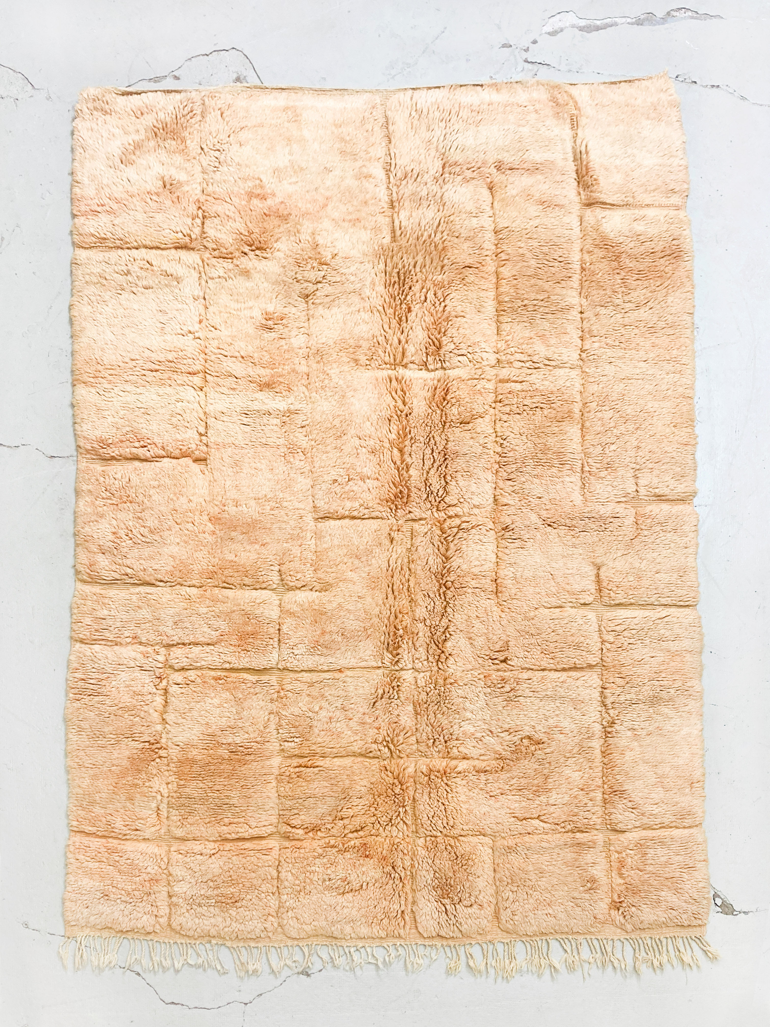 Tapis berbère Beni Ouarain ocre chiné à motifs gravés 2,95x2,02m