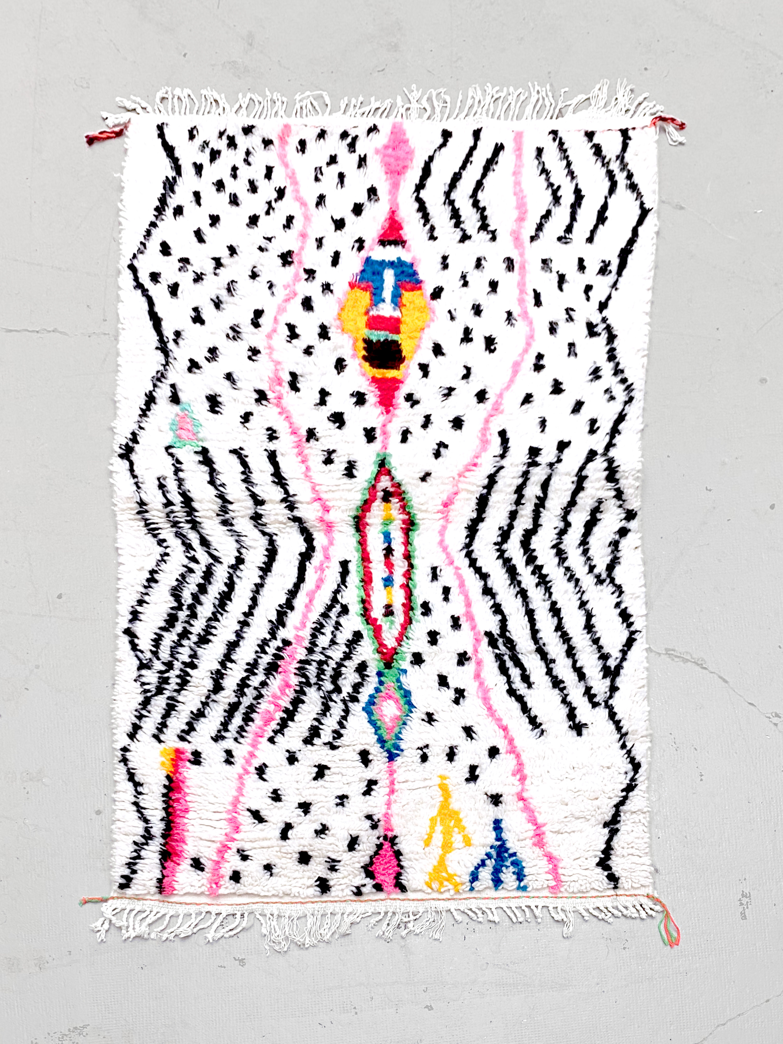 Tapis berbère Azilal à motifs colorés 1,52x0,95m