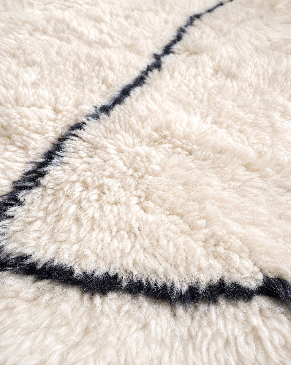 Miniature : Tapis berbère M'rirt à losanges noirs 4,13x3,10m