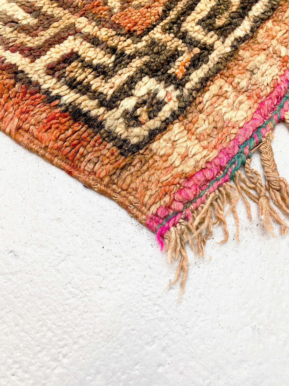 Miniature : Tapis berbère Boujaad ancien à motifs colorés 2,93x1,93m