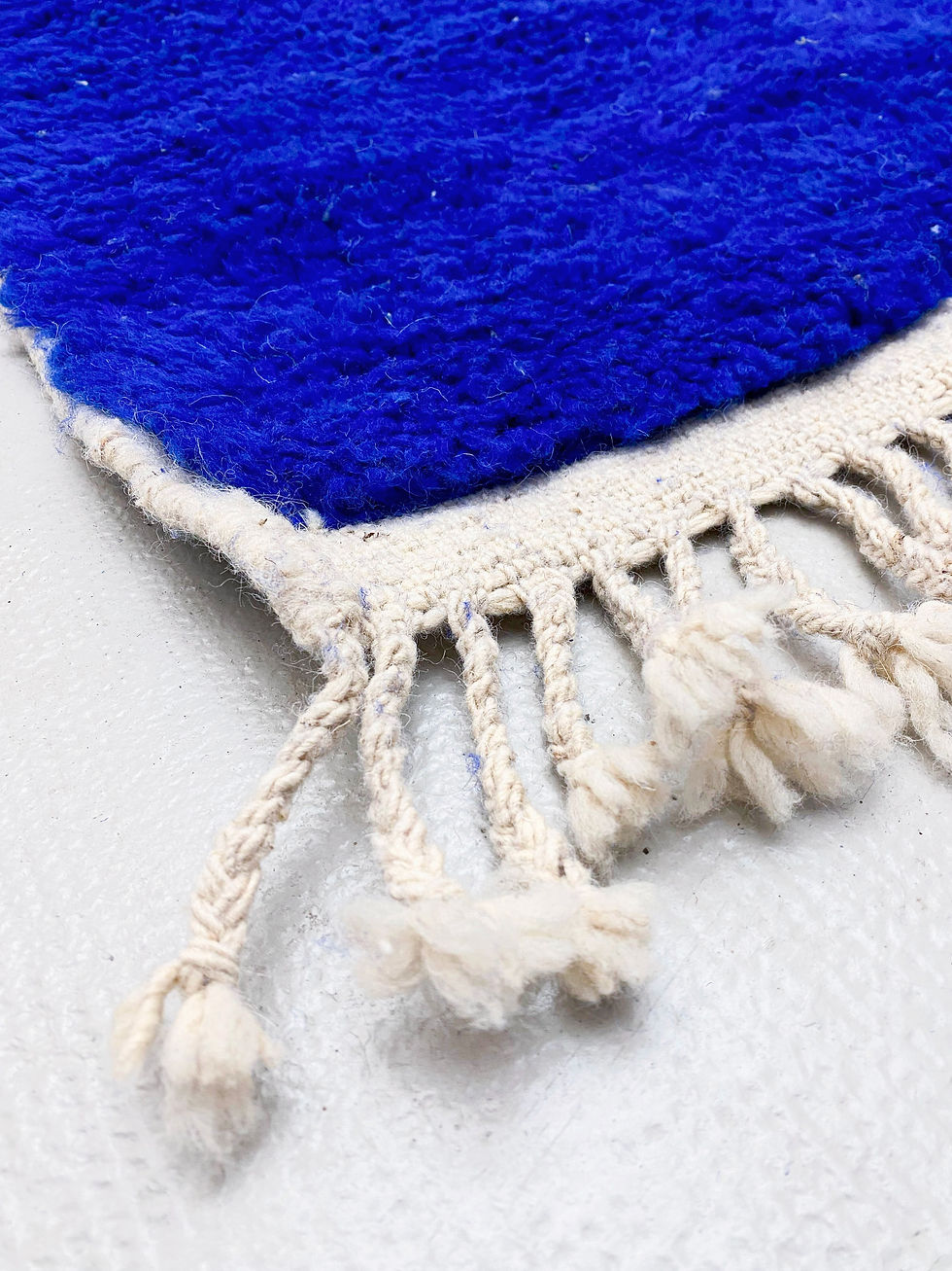 Miniature : Tapis berbère Beni Ouarain uni bleu majorelle 1,58x1,03m