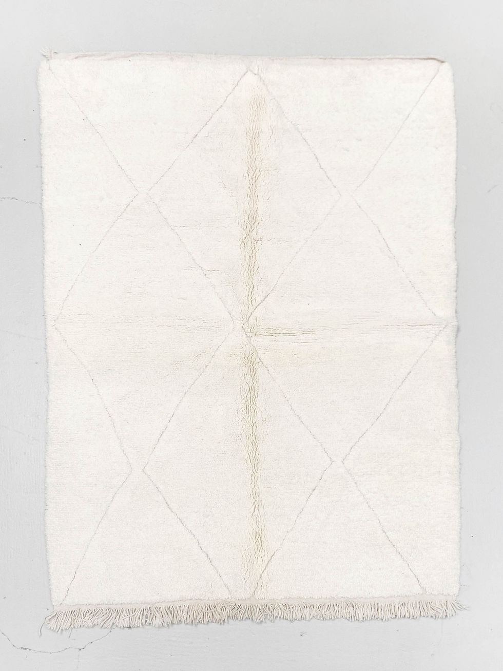Miniature : Tapis berbère Beni Ouarain écru uni à losanges gravés 2,20x1,63m