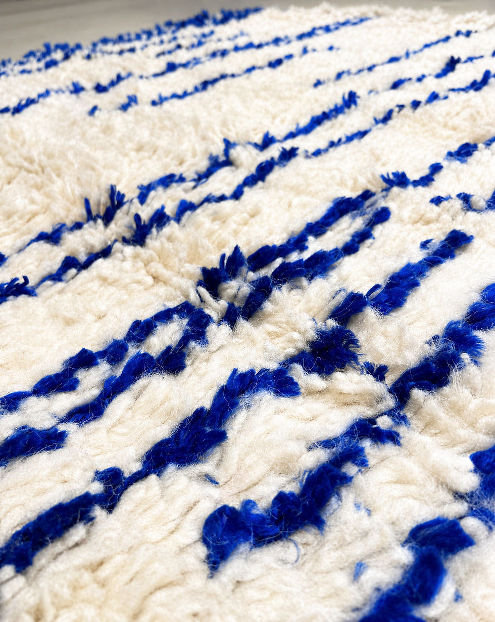 Miniature : Tapis berbère Azilal à motifs bleu majorelle 1,53x1,06m