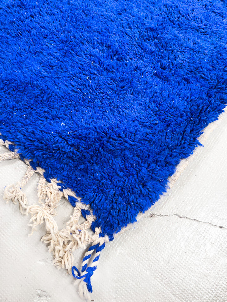 Miniatur: Berberteppich Beni Ouarain, schlichtes Majorelleblau, 1,62 x 1,06 m