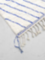 Miniatur: Beni Ouarain Berberteppich mit Majorelle-blauen Motiven, 3,13 x 2,20 m
