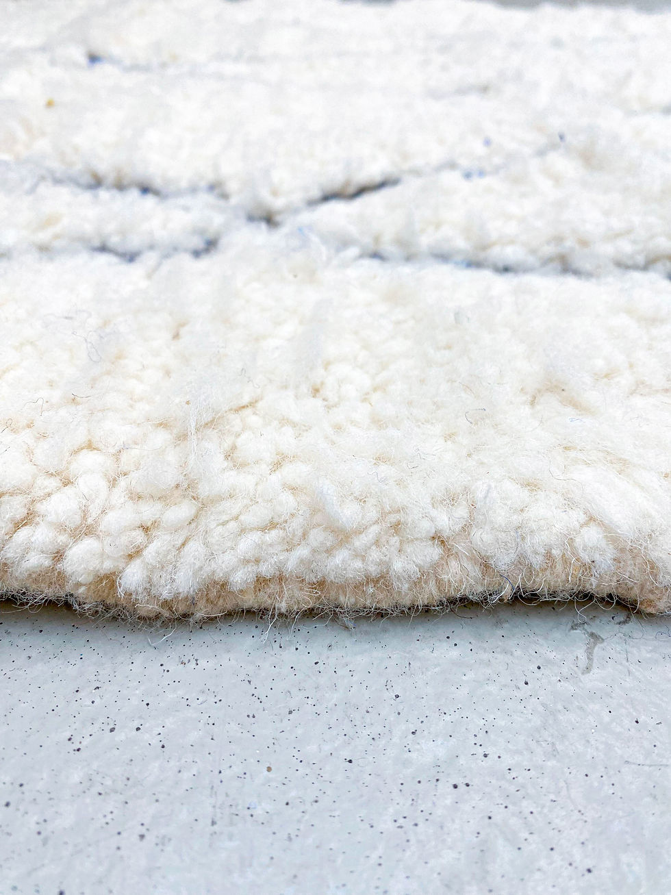 Miniature : Tapis berbère Beni Ouarain couloir écru uni à losanges gravés bleus 2,87x0,74m