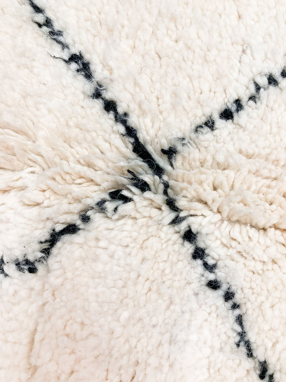 Miniature : Tapis berbère Beni Ouarain à losanges noirs 2,42x1,74m