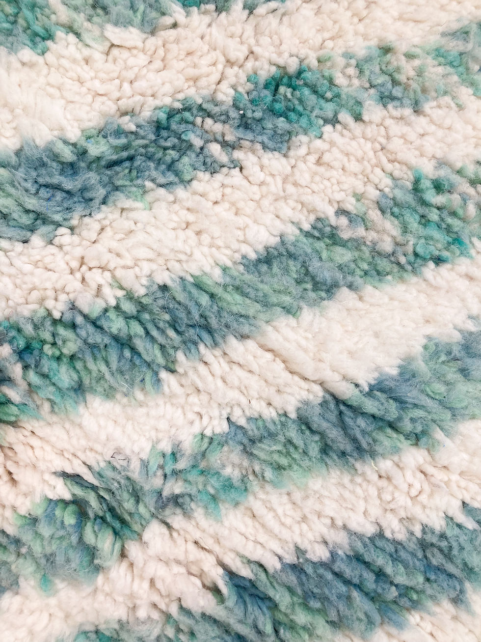 Miniature : Tapis berbère Beni Ouarain écru à rayures vertes 1,56x1,09m