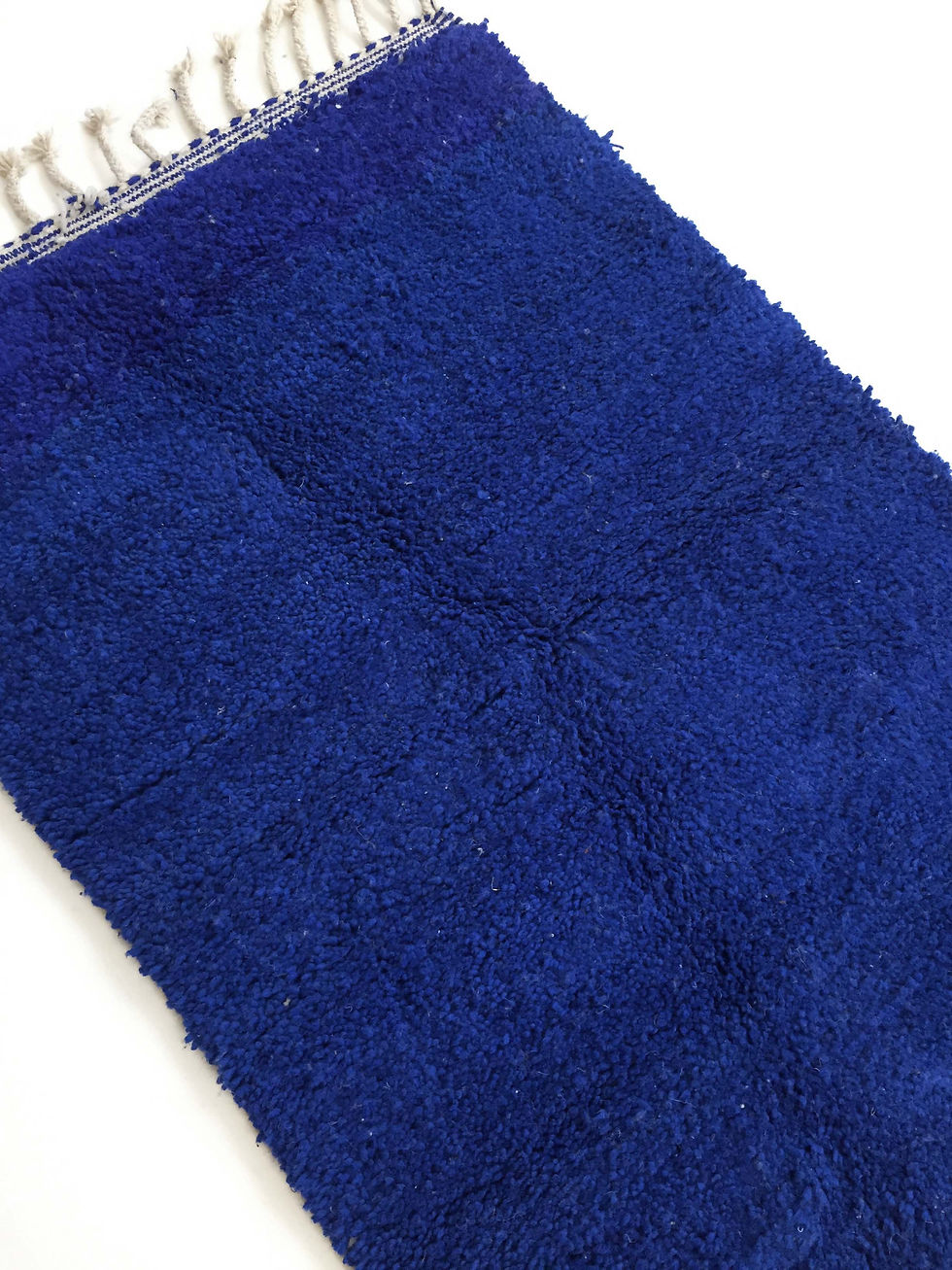 Miniature : Tapis berbère Beni Ouarain uni bleu majorelle 1,53x1,02m