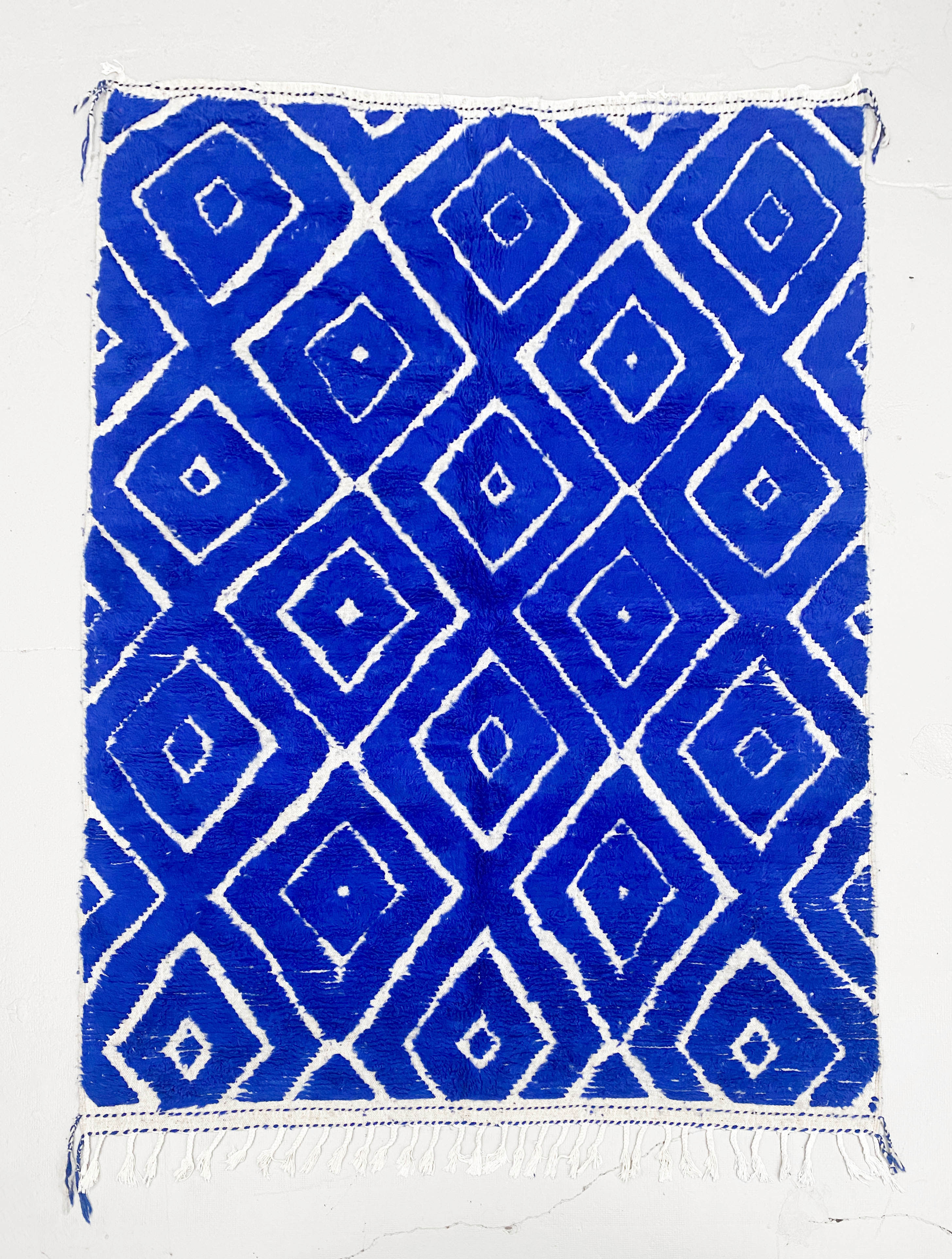 Tapis berbère Beni Ouarain bleu majorelle losanges gravés 2,92x2,08m