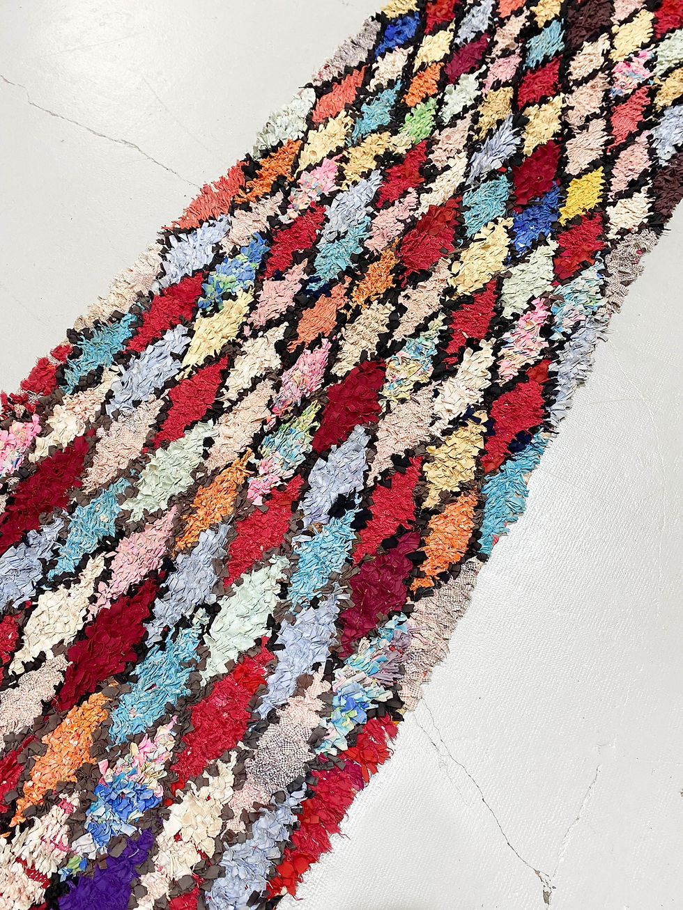 Miniature : Tapis berbère Boucherouite à losanges multicolores 3,4x1,09m