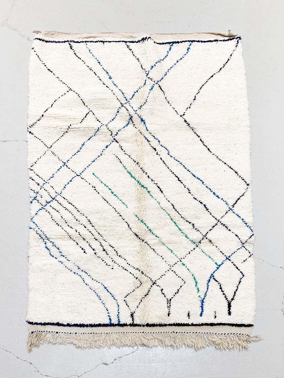 Tapis berbère Beni Ouarain écru à lignes colorées 2,36x1,60m
