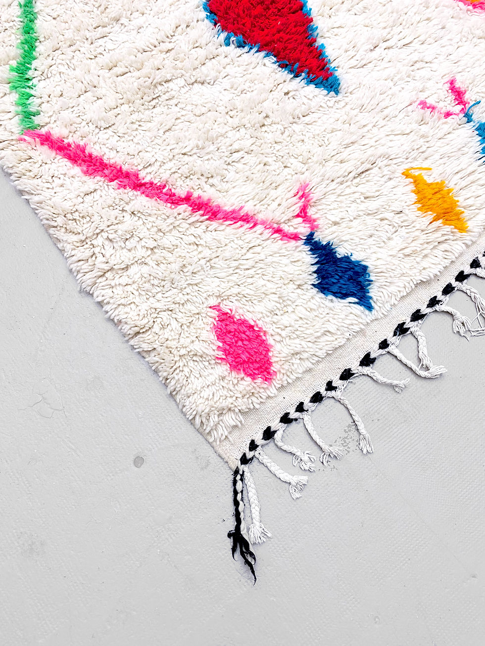 Miniature : Tapis berbère Azilal à motfis colorés 3,20x2,07m